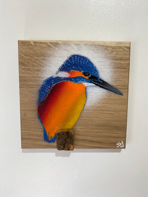 Kingfisher ‘Fisherman’ on Oak wood - Signed Limited Edition artwork size 15 x 16cm