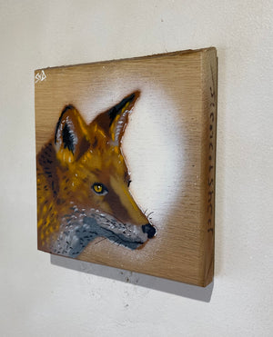 Fox 'Alert' on Oak wood - Size 15 x 16cm