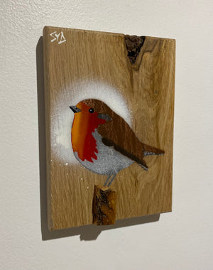 Robin 2025 on English Oak with lovely grain and 3D Bark stump - 11 x 16cm - New for Mother's Day