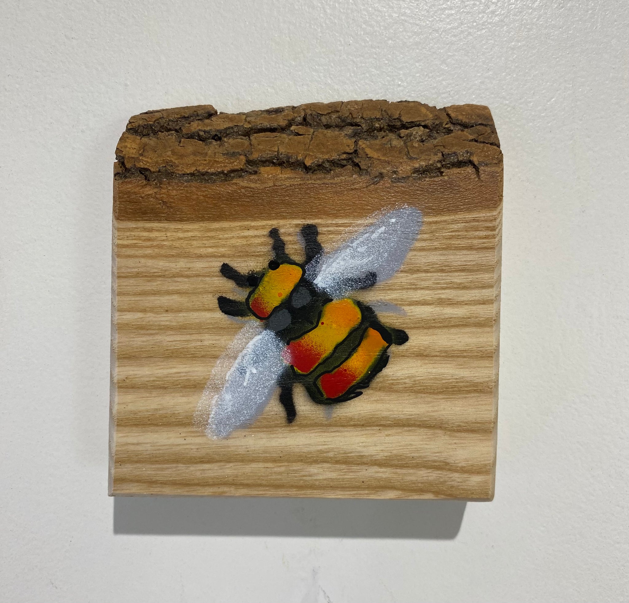 Bee - Handmade on sustainably sourced barky Ash wood 10 x 11cm with barky top edge