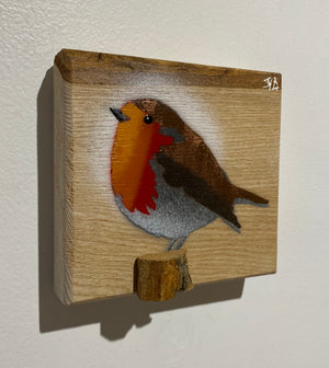 Robin 2025 on English Ash with beautiful bark edge and 3D stump - 11 x 11cm - New for Mother's Day