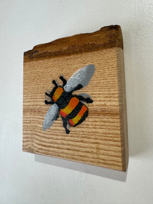 Bee - Handmade on sustainably sourced Ash wood 10 x 11cm with barky top edge