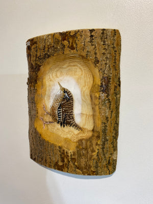 Log Art Wren - Ash Wood - 19 x 24cm