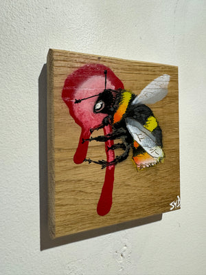 Bee 'Honey' red and pink drip - 11 x 12cm - Individual Spray painted artwork