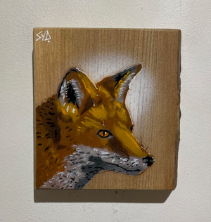 Fox 'Alert' on Elm wood - Size 14 x 16cm - New in 2024